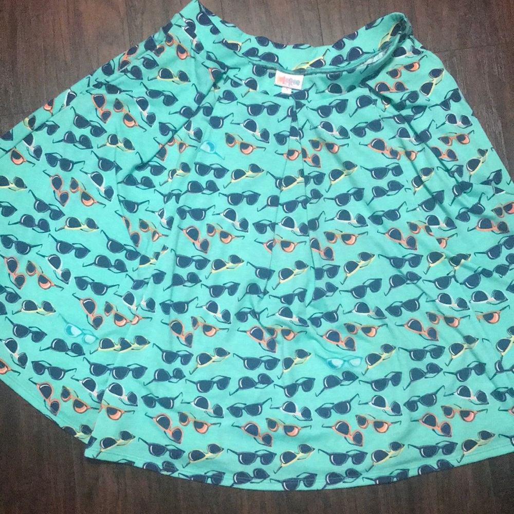 RARE sunglasses lularoe Madison skirt